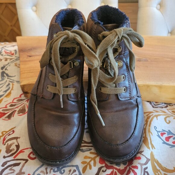 Cat & Jack Boys Insulated Boot, Size 4 - Picture 3 of 9